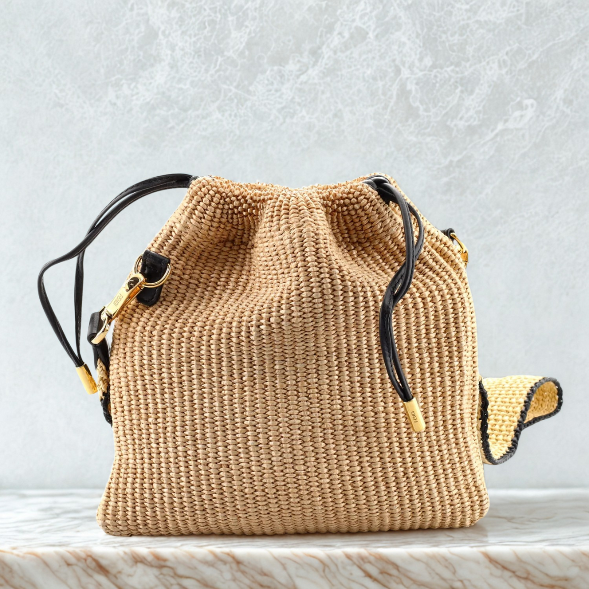 FENDI SACK SMALL WOVEN STRAW BAG IN BEIGE