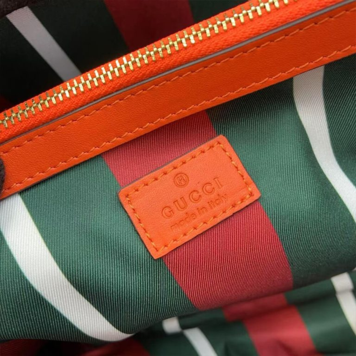 MEDIUM GG EMBLEM BUCKET BAG GUCCI
