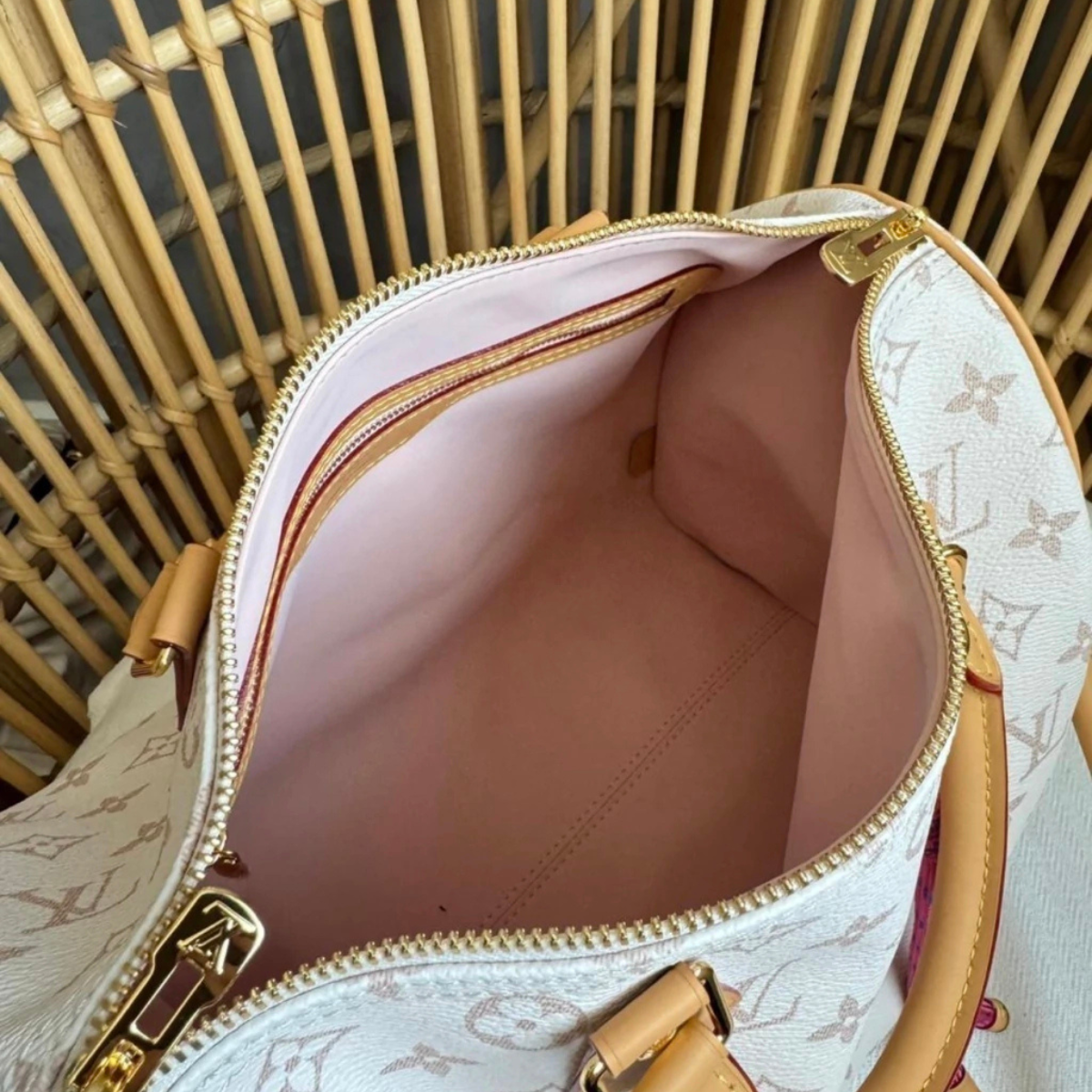 LOUIS VUITTON – SPEEDY SOFT 30 LUCKY BAG